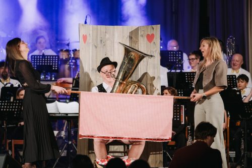 20260123-221702-XT410193_2048